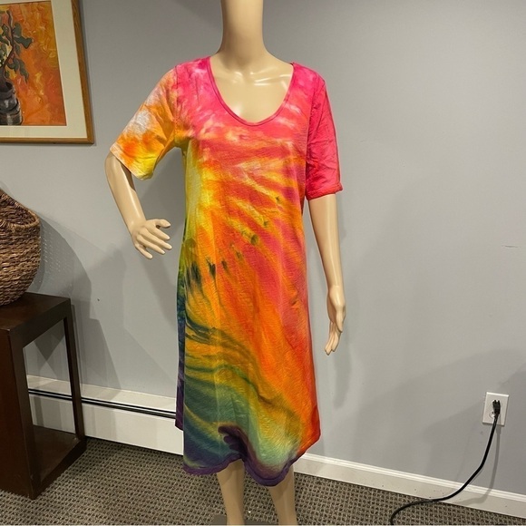 Fabulous tie dye shortsleeve dress pride gravity dye in rainbow colors XL - Picture 2 of 7